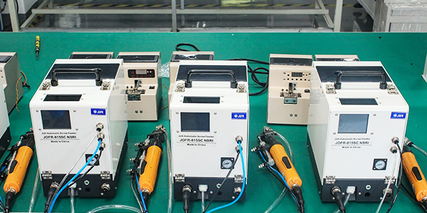 使用自動鎖螺絲機(jī)要注意哪些方面？堅(jiān)豐電子告知您